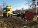 LKW verliert Container Koeln Niehler Ei P007